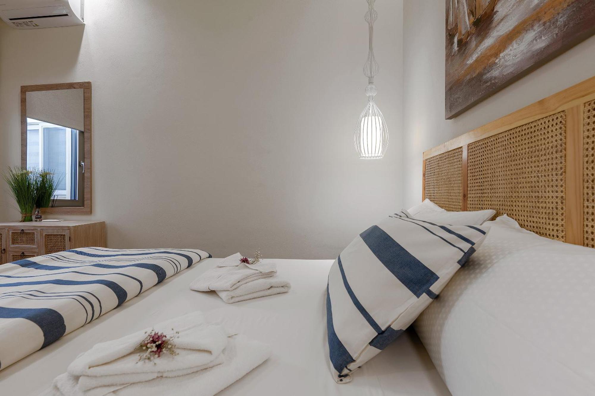 Ioanna Bayview Luxury Apartment เอียราเปตรา ภายนอก รูปภาพ